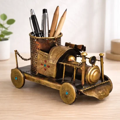 Handcrafted iron train engine pen stand showpiece