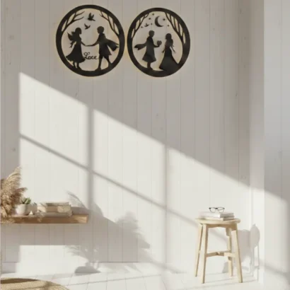 Love Theme Round Wall Hanging Decoration