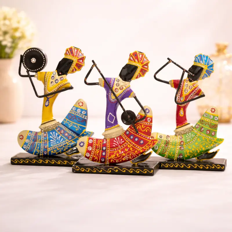 Multicolor musician statue set tabletop decor India